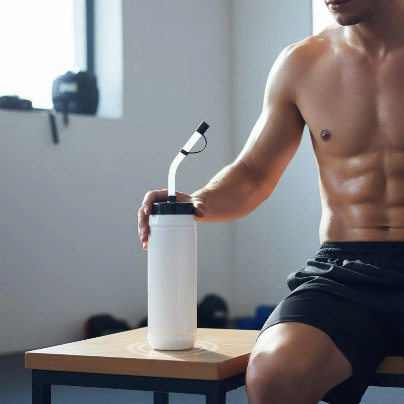 Custom Sports Squeeze Bottle Extended Nozzle Press Water Bottle Leak Resistant for Gym Boxing Cycling Training