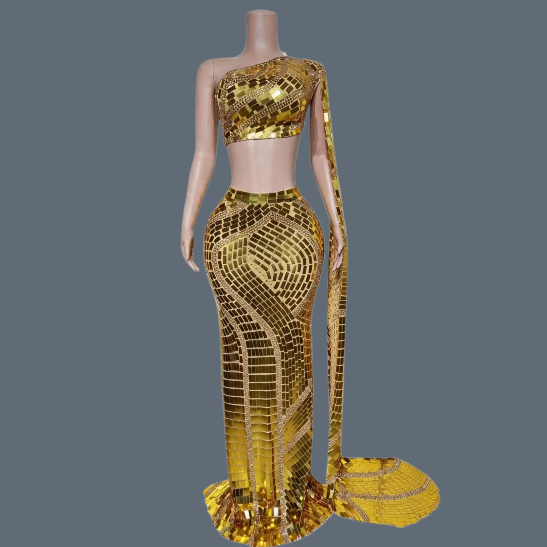 Sparkly Gold Mirror Sequin 2 Piece Outfit One Shoulder Crop Top Mermaid Skirt Long Train Women Stage Performance Outfit Taiju