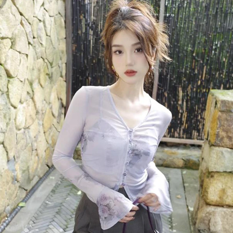 Sun-proof Shirts Women Crop Tops Vintage Print Temper Hotsweet Fashion Slim Aesthetic Flare Sleeve Holiday Summer Korean Style