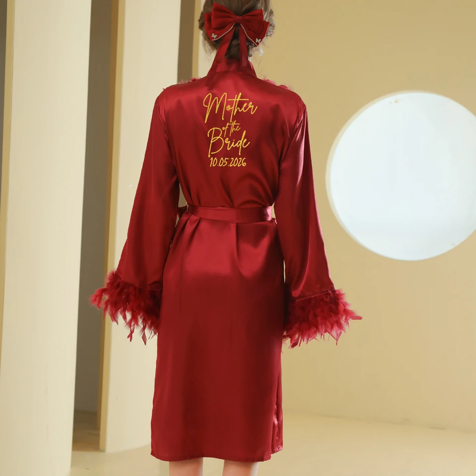 ชุดคลุมอาบน้ำเจ้าสาวแบบขนนกสุดหรูพร้อมวันที่แต่งงานส่วนตัว ชุดนอนเจ้าสาวสำหรับงานแต่งงาน