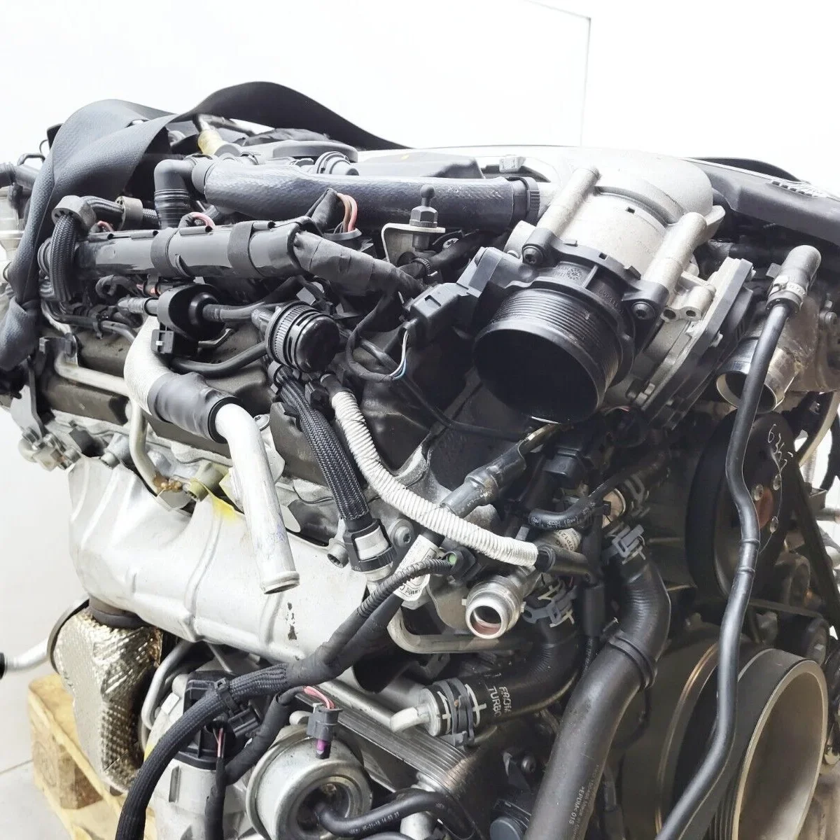 W12 Engine DDBB For ENTLEY BENTAYGA COMPLETE ENGINE + TURBOS 6.0 W12 PETROL Engine