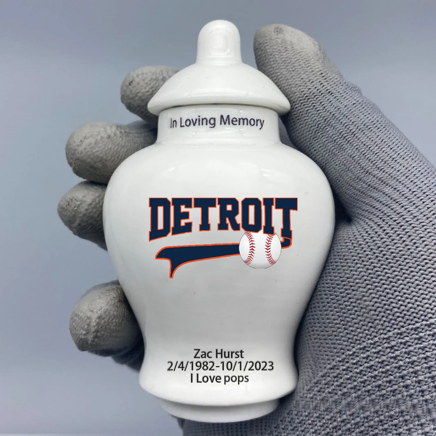 Mini Urn for Detroit Tigers-Baseball themed.Please send me the customization information - name/date and number on the urn