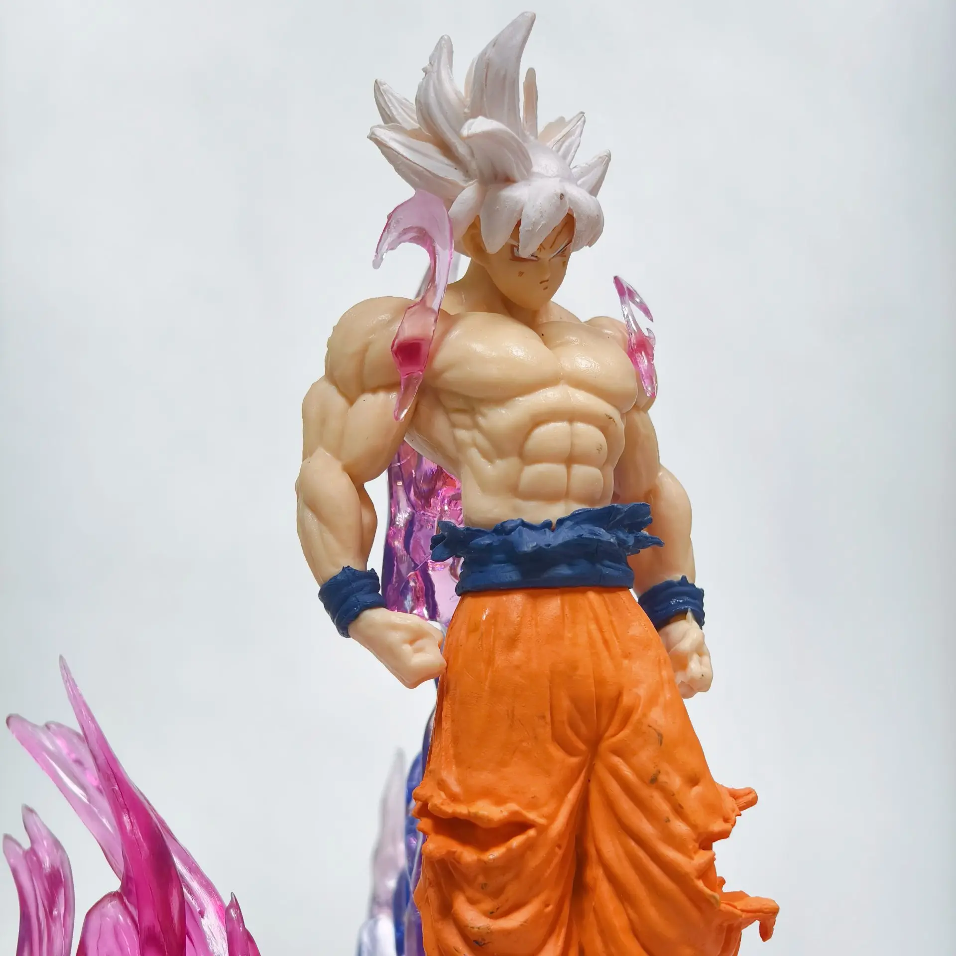 Dragon Ball Super Saiyan Little Freedom Ultimate Skill Wukong Anime modelo hecho a mano regalo ornamental
