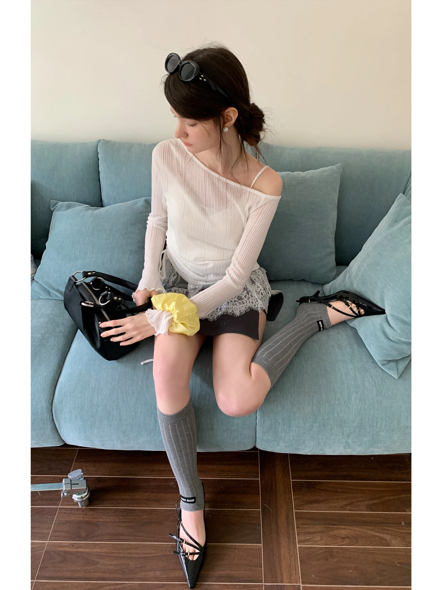 

Белая футболка Eggka Long Sve с нагрудником и кружевным ремешком, женская весна-лето, новый дизайн, сенсационный топ, облегающий крой