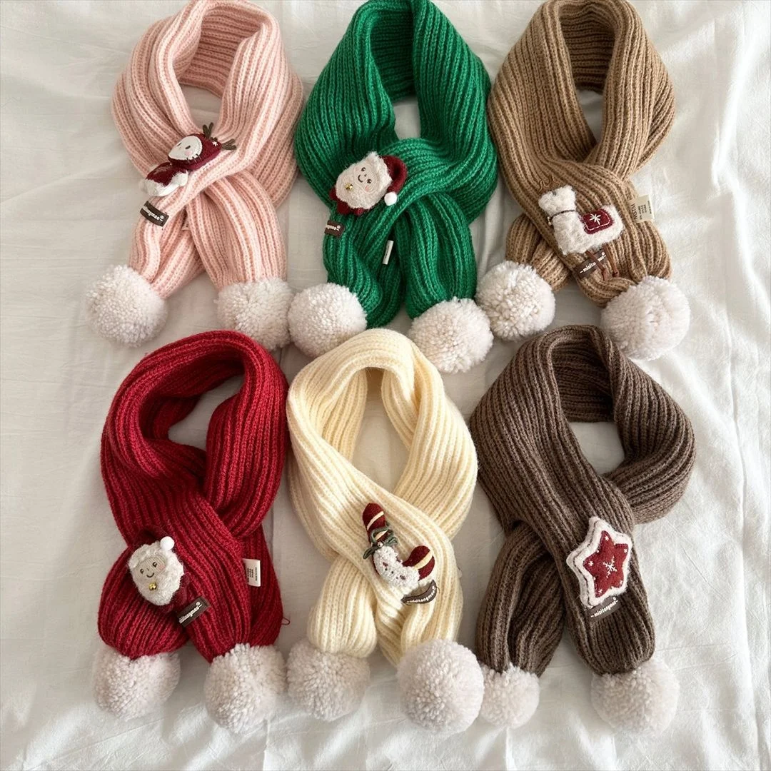 

Winter Girls Boys Scarf 2025 Child Christmas Knitted Cross Neck Warmer Pom Pom Decor Santa Embellishments Warm Baby Accessory