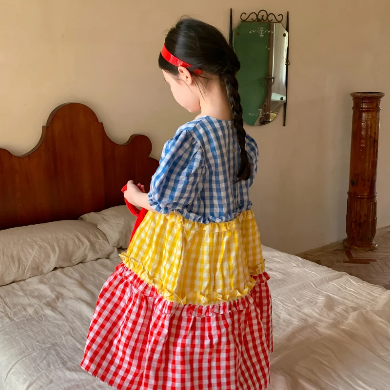 

Girls Casual Dresses Childrens Clothing Summer Girls Korean Lattice Puff Sleeve Simple Tricolor Grid Princess 2024