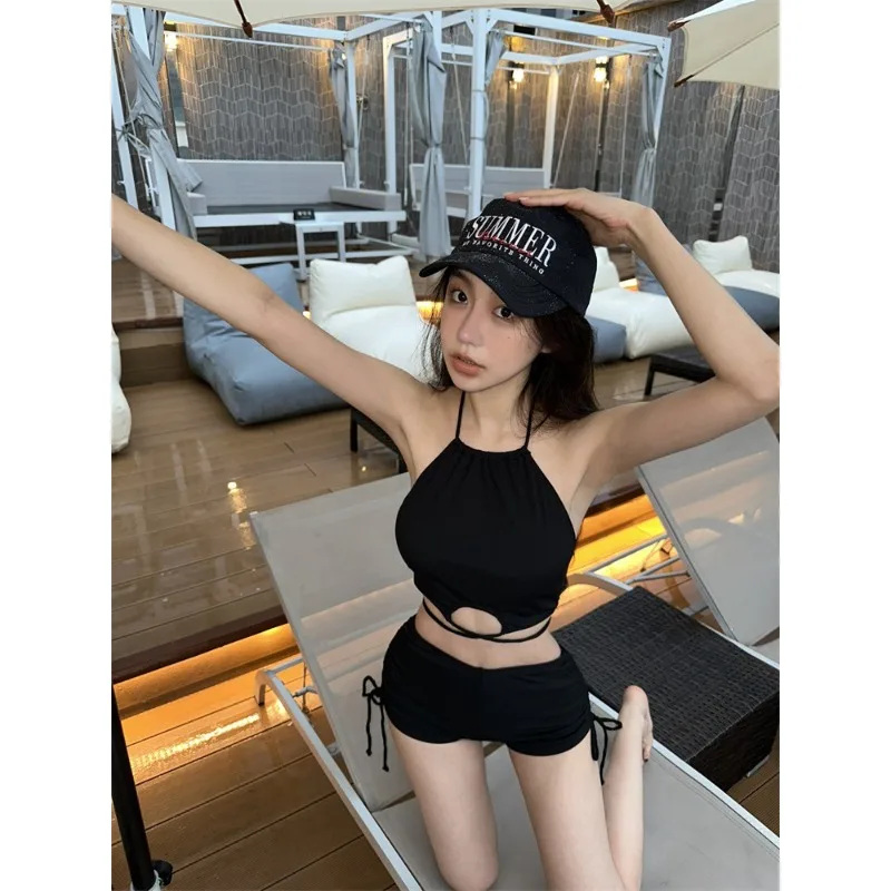 European and American Sexy Bikini Solid Color Design Swimsuit Spicy Girl Hanging Neck Strap Beach Vacation Split Swimsuit - Image 5