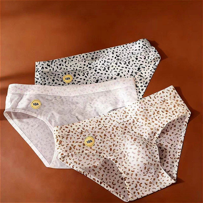 

Leopard Sexy Mens Underwear Seamless Men Briefs Transparent Ice Silk Boxershorts Convex Pouch Underpants Male Swimming Trunks