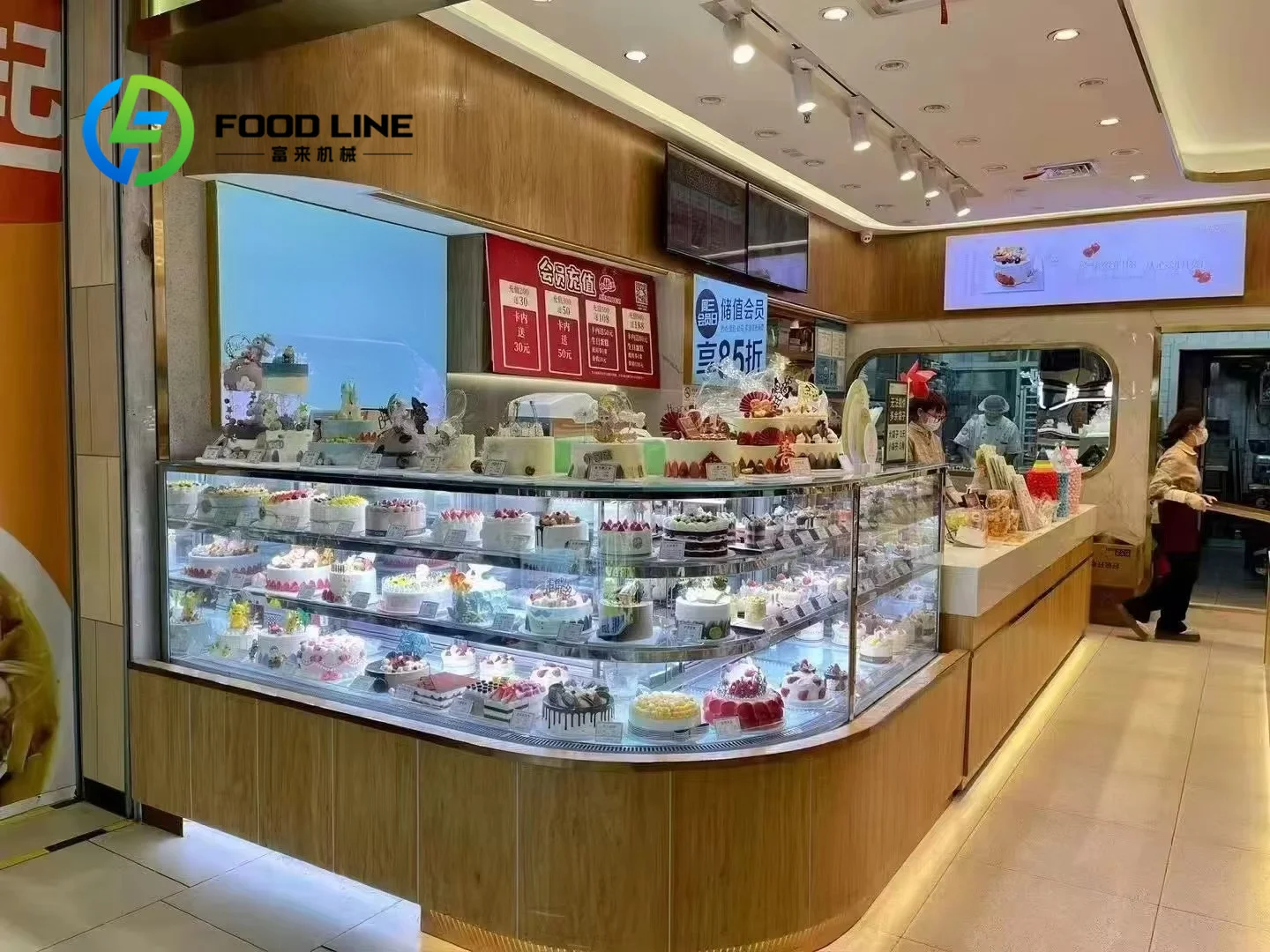 Commercial Cake Showcase With Clear Glass Works As Glass Bakery Display Cooler For Cafes Selling Mousse Tarts And Fruit Pastries