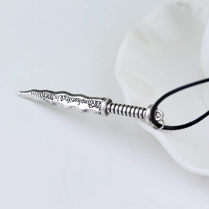 Fashion Jewelry New Snow White Once Upon A Time Rumpelstiltskin Dagger Pendant Necklace For Women Men