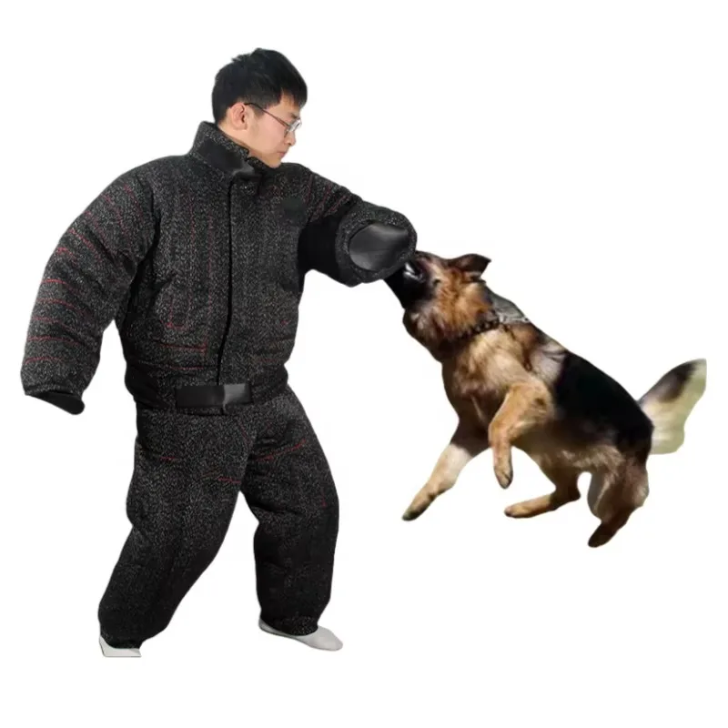 Fashion Dog Training Suit Wholesale Protective Target Clothing Tear Resistant Rechargeable Feature Pouncing Clothes