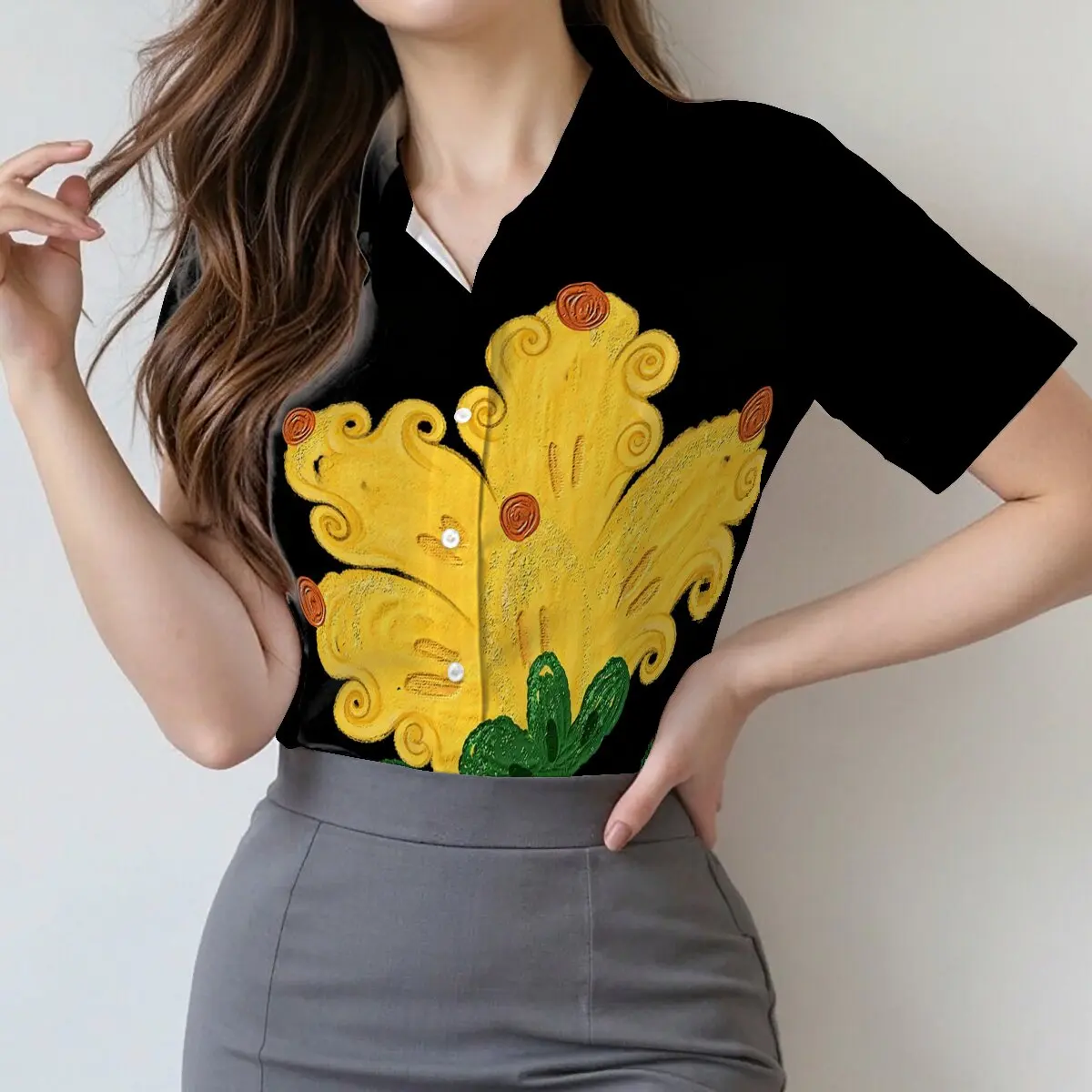 

Летняя женская рубашка с коротким рукавом, однобортная, на черном фоне с желтыми цветами, теплая и уютная, стильная для повседневной носки.