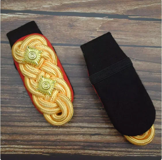 أداء فرقة الكتف الأمنية ذات الرتبة العسكرية المنسوجة يدويًا