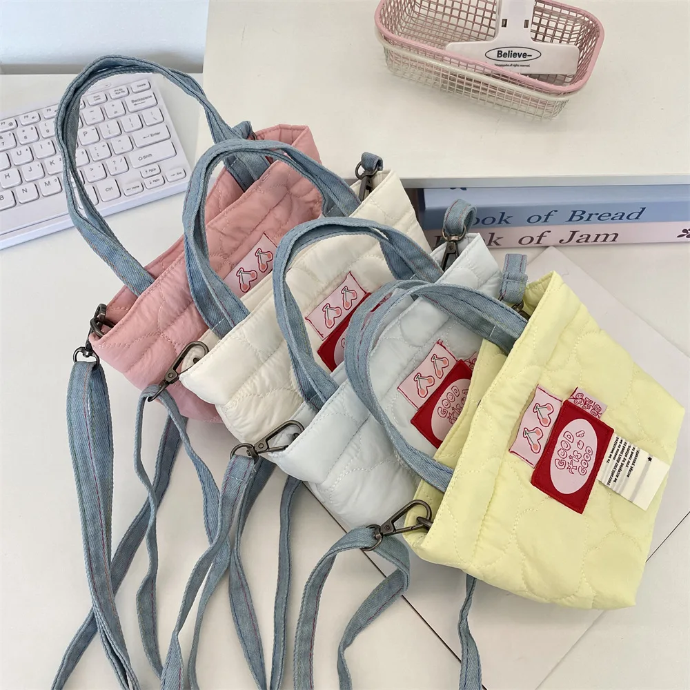 

Cute Handbag Small Fresh Crossbody Bag Girls Shoulder Bag Versatile Mini Handbags Outdoor Earphone Key Phone Bag Crossbody Bags