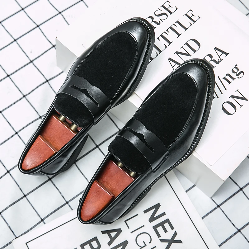 Size 38-48 Men Casual Fashionable Loafers Black Blue Matte Casual Comfortable Small Leather Shoes for Business Banquets Men