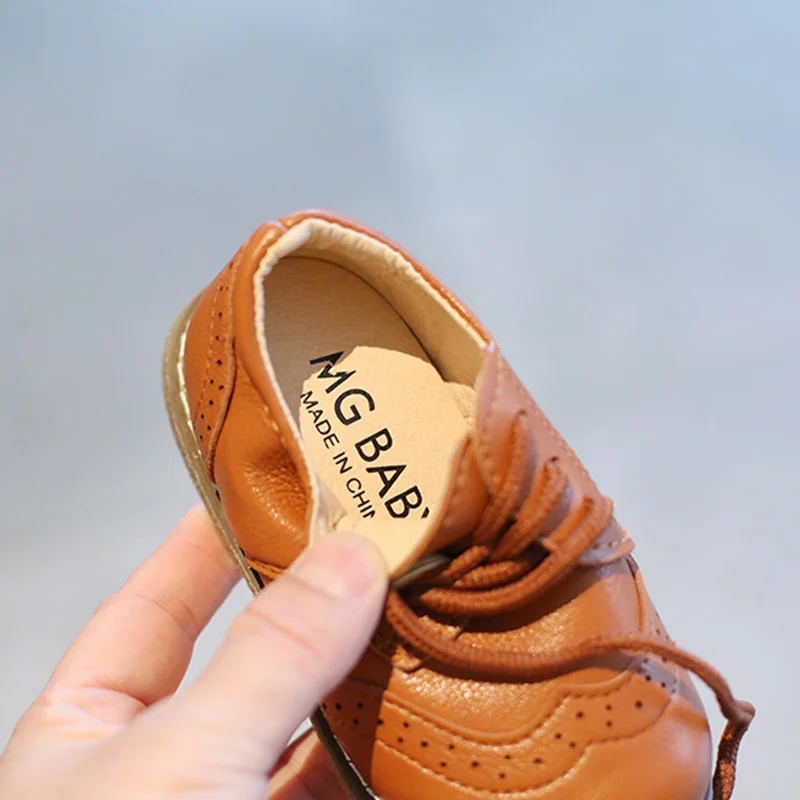 KIDS Leather Shoes Boys Girls Casual Shoes 1 2 3 4 5 6 Years Baby Soft Bottom Leather Shoes Children Outdoor Sneakers