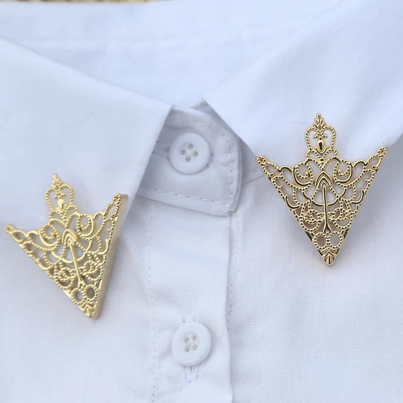 Vintage Triangle Shirt Collar Pin Collar Brooch Women Brooch Hollow Out Metal Brooch Clothes Decorative Cute Jewelry Accessories