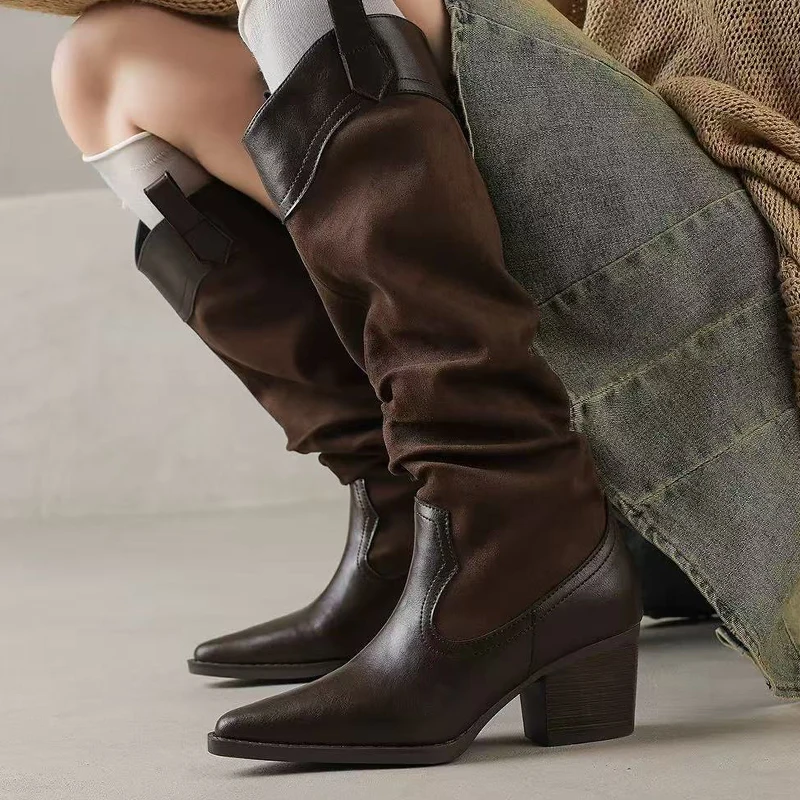 أحذية نسائية عالية بمقدمة مدببة أحذية بكعب عالي للنساء أحذية تشيلسي مكتنزة 2025 فستان شتاء جديد الاتجاه القوطي Mujer Botas