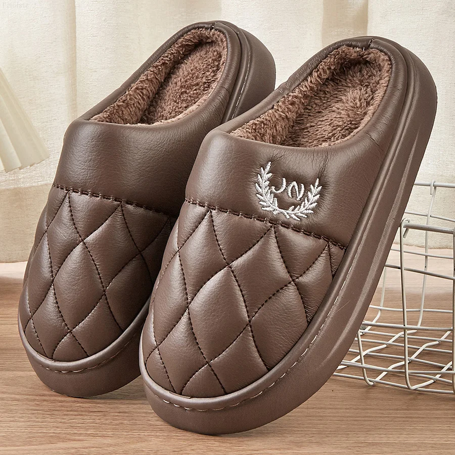 Mens House Slippers Platform PU Leather Memory Foam Warm Plaid Living room Shoes Indoor Plush Winter Soft Eva Slippers Non-slip