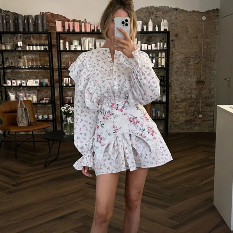 

Women's 2024 new autumn style French design detachable girdle floral long-sleeved short dress club clothing