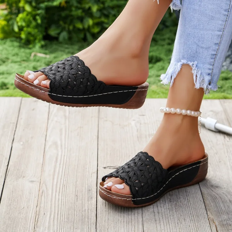 Trend Women Platform Sandals 2026 New Summer Sandals Slip on Fashion Shoes Woman Comfortable Flower Wedges Slippers Slides Women view 2