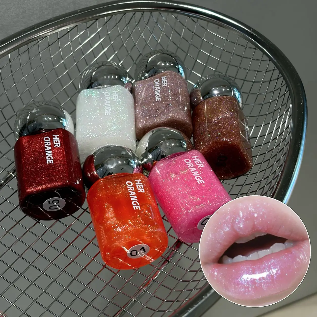 HERORANGE Pearl Lip Gloss Moisturizing Shiny Glass Lip Color for Daily Use Party Makeup Transparent Sparkling Lip Glaze