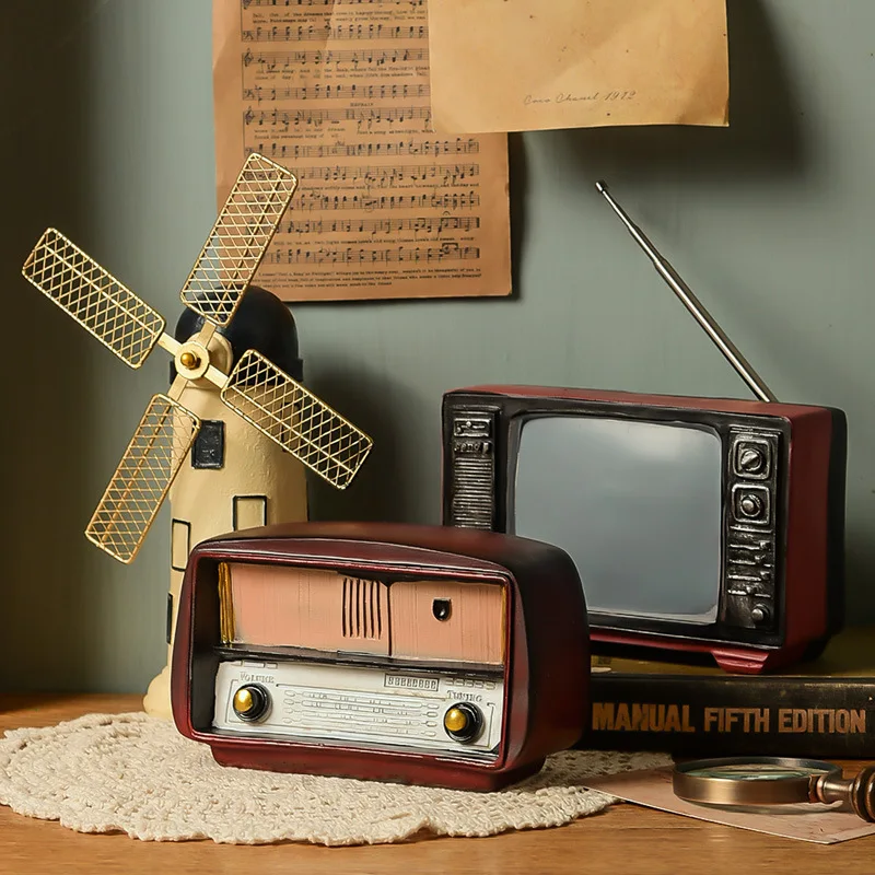 Retro Phonograph 19th Century Mini Furniture Nostalgic Resin Record Miniatures Vintage Room Decor Old Radio For Photography Prop