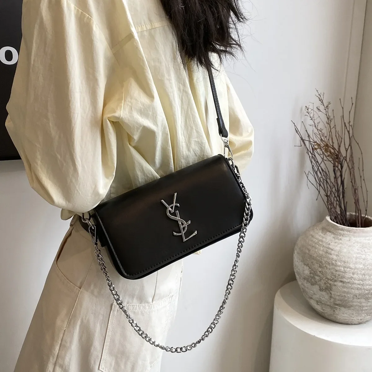 Summer Ins Chain Bag Women's French High-end Crossbody Bag Outdoor Small Shoulder Bag High Quality Armpit Bag