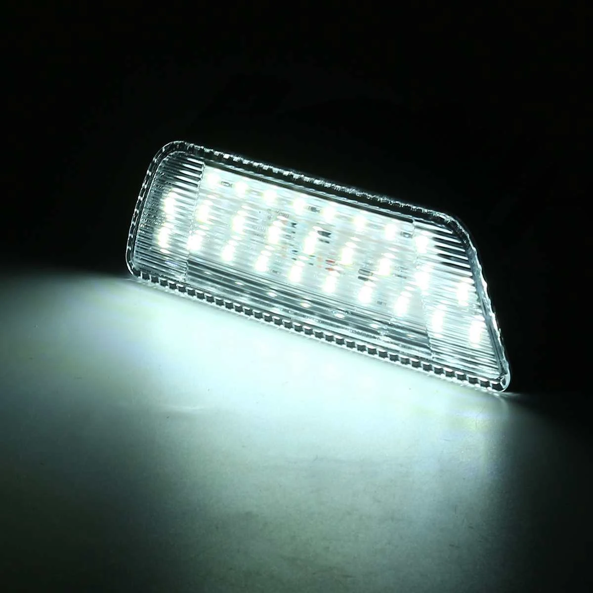 LED Right Rear Bumper Light Tail Reverse Brake Light Turn Signal Lamp For Nissan X-Trail Rogue 2008-2013