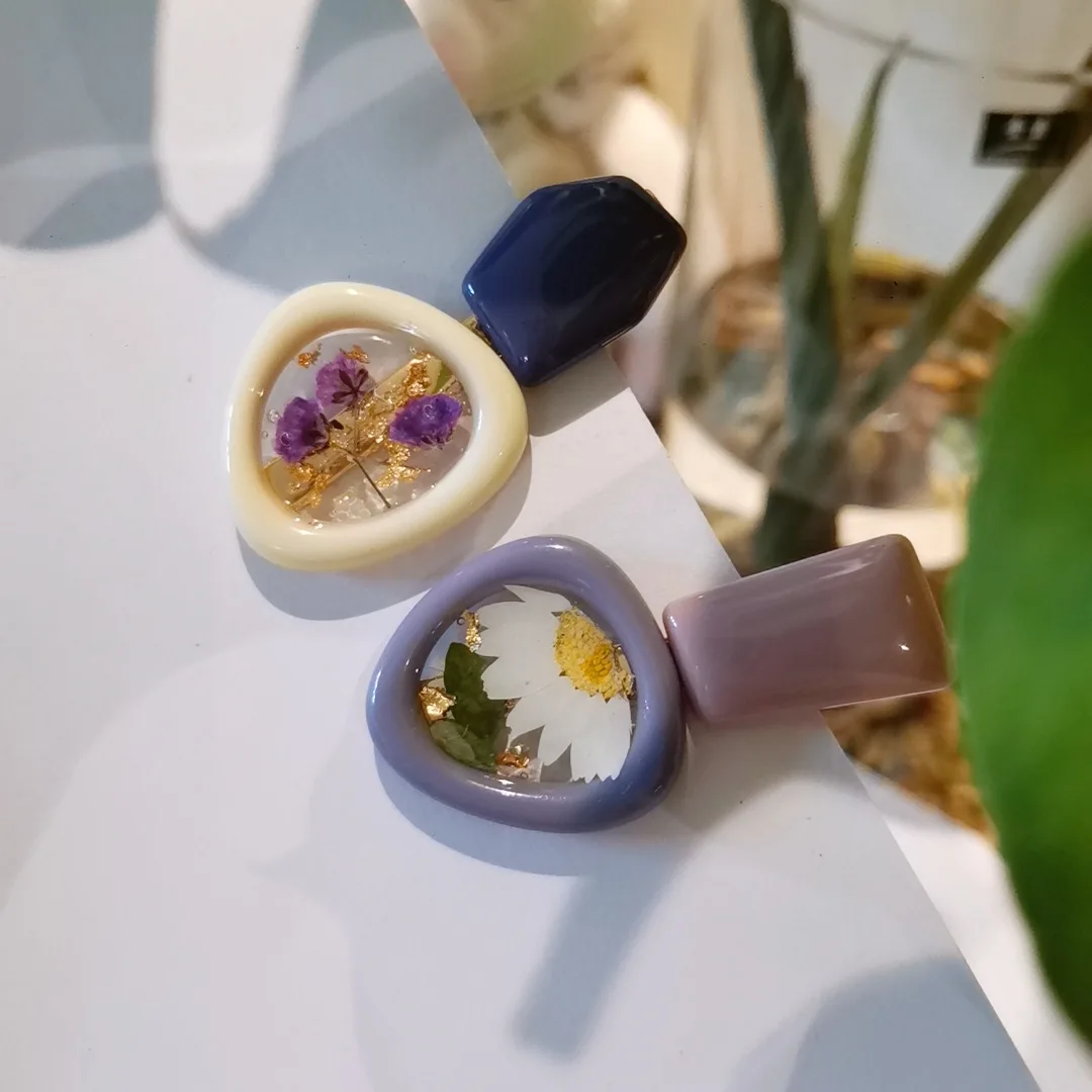 3178 Wholesale Dried Flower Series Hair Clips Duckbill Clips Fresh Style Crystal Resin Hair Accessories Creative Christmas Gifts
