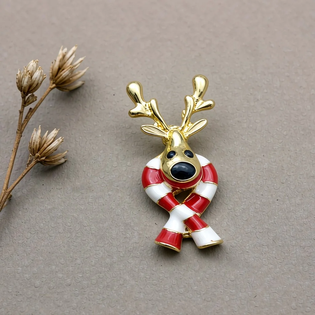 2026 Wedding Guest Brooch, French Style Metal Lapel Pin, Personalized Fashion Accessory, Shoe Surface Metal Badge, Clothing Embellishment, Suit Lapel Pin, Badge, Date Outfit, High Aesthetic Value, Instagram Style, Brooch, Niche, Shoe Surface Badge, Versatile, Shoe Accessories, Metal Buckle, Badge Brooch, Decorative Pin