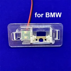 Staffa per telecamera posteriore per auto Luci targa Supporto per alloggiamento per BMW 1 3 7 E46 E90 E91 M3 X1 X3 X5 X6 E84 E83 5 M5