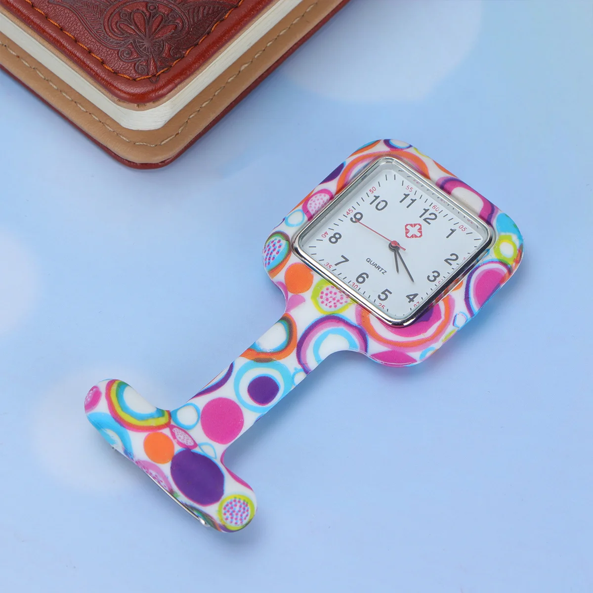 

Premium Material Nurse Watch Square Hanging Watch for Doctors and Nurses Clear Number Accurate Time Keeping Portable Gift Random