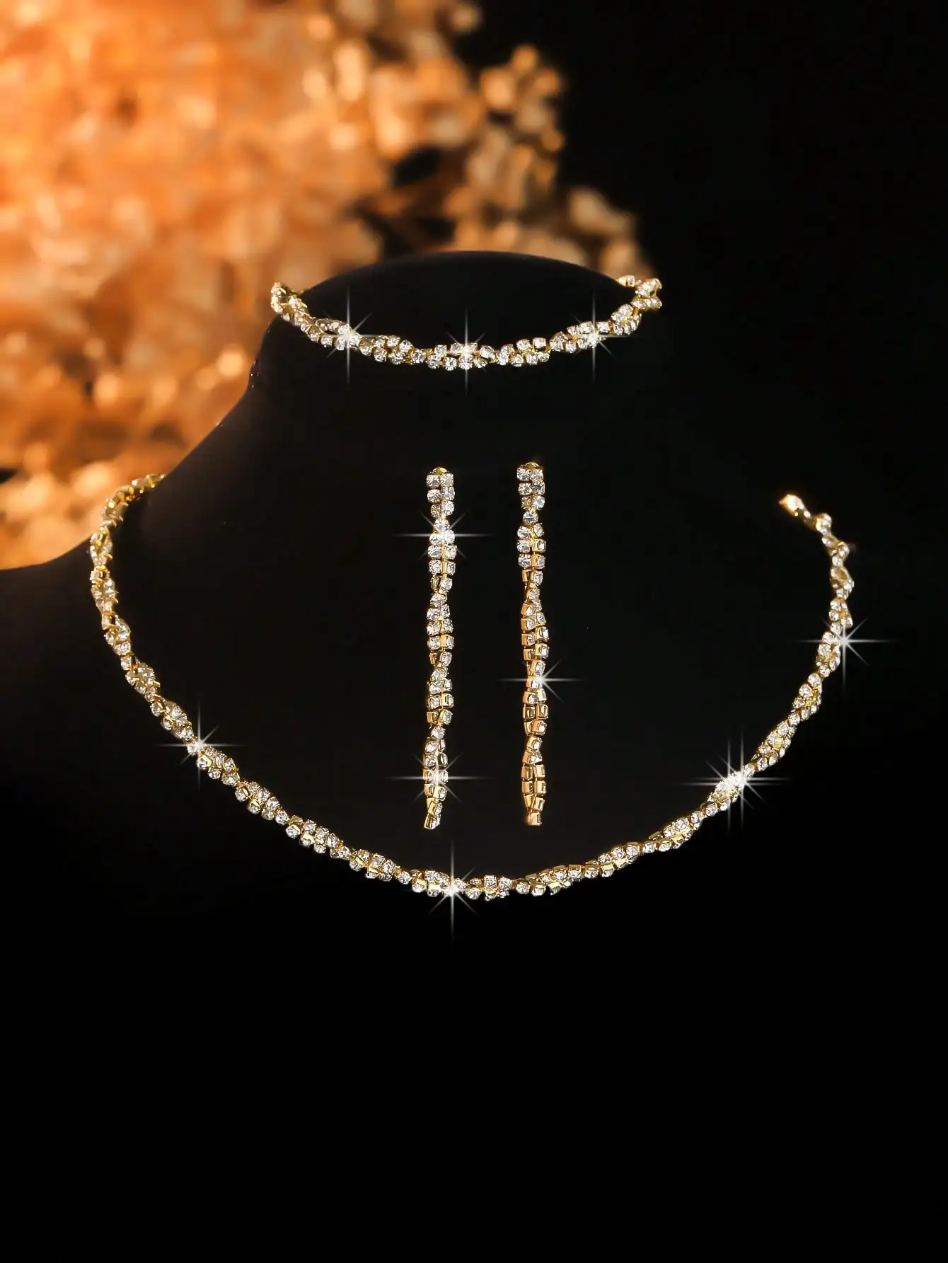 

Набор из 4 предметов: геометрические украшения с полным покрытием стразами для женщин (колье, браслет, кольца)