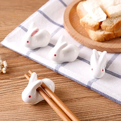 1Pc Cute Rabbit Ceramic Chopstick Holder Creative Spoon Fork Holder Stand Chopsticks Rack Pillow Kitchen Chopstick Rest Rack