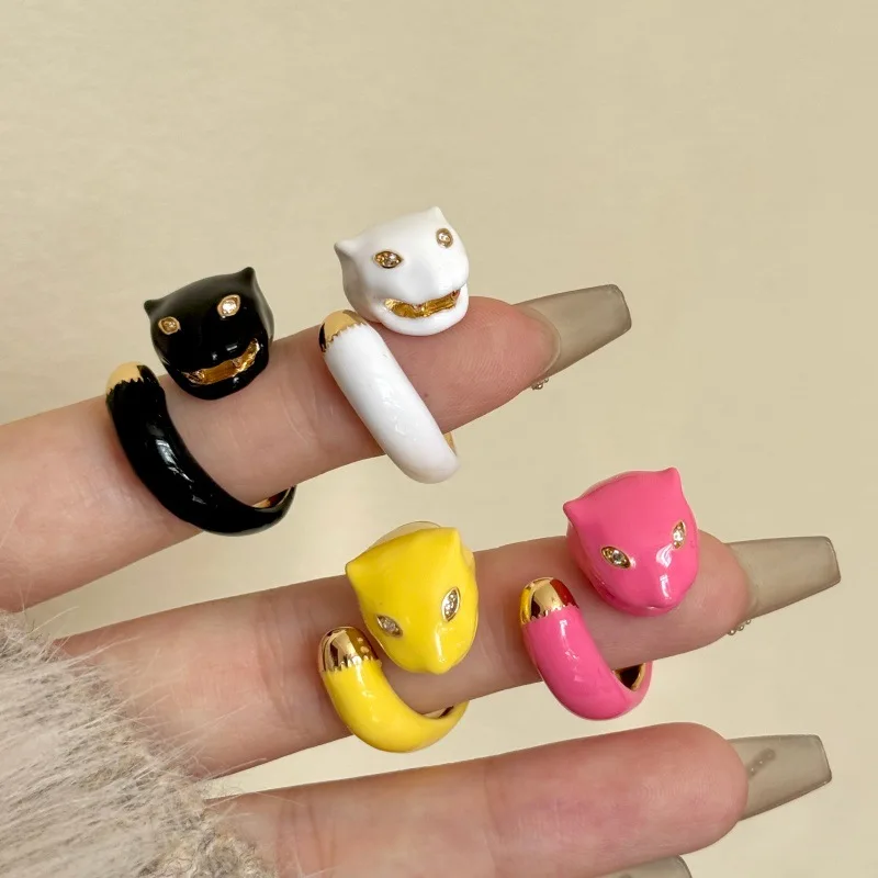 

Vintage Enamel Leopard Queen Open Rings for Women Luxury Unique Index Finger Ring Charming Jewerly Birthday Gift Daily Wear