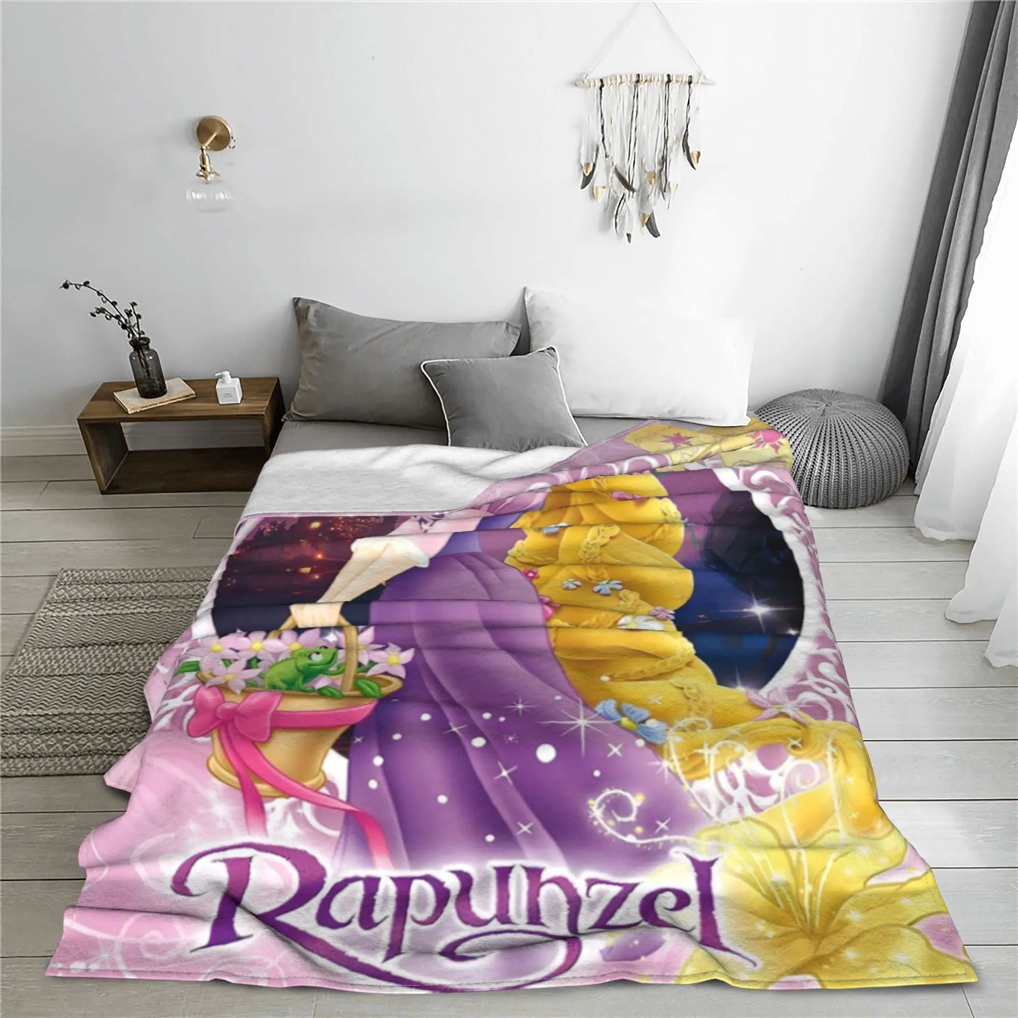 Tangled Rapunzel Princess Fleece Throw Blanket Movie Cartoon Cute Blanket for Sofa Bedding Warm Outdoor Portable