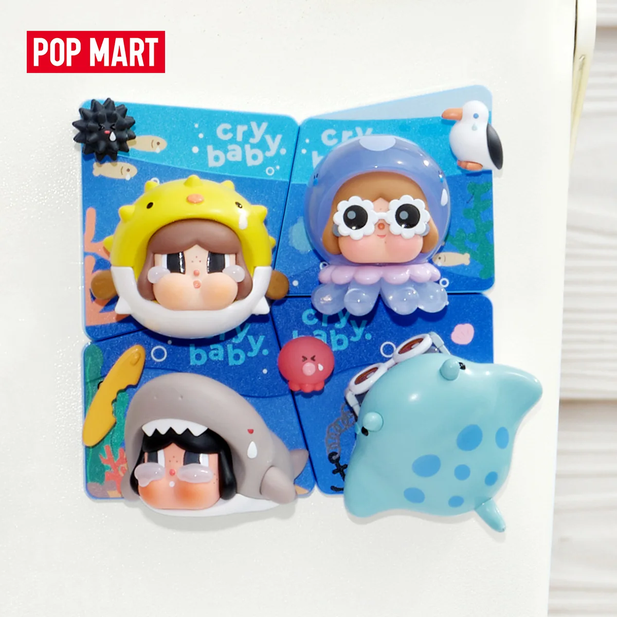 【EU】POP MART CRYBABY Cry Me an Ocean Serie Kühlschrankmagnet 1/6 Stück POPMART Blindbox Niedliches Spielzeug Mystery Box