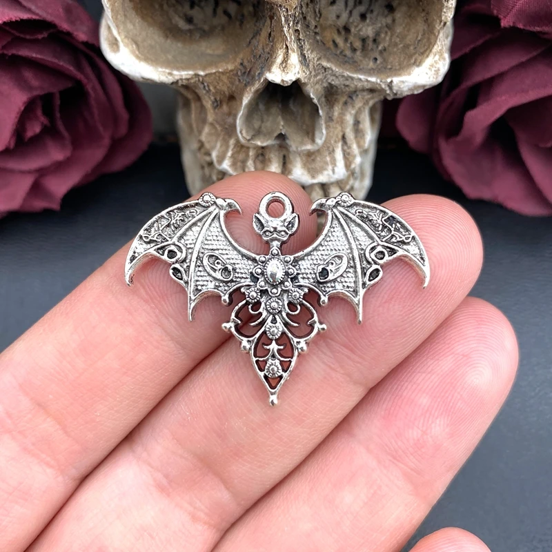 5pcs Gothic Vampire Bat Charms Antique Silver Baroque Bat Pendant for Necklace Earrings Making DIY Halloween Jewelry Accessories