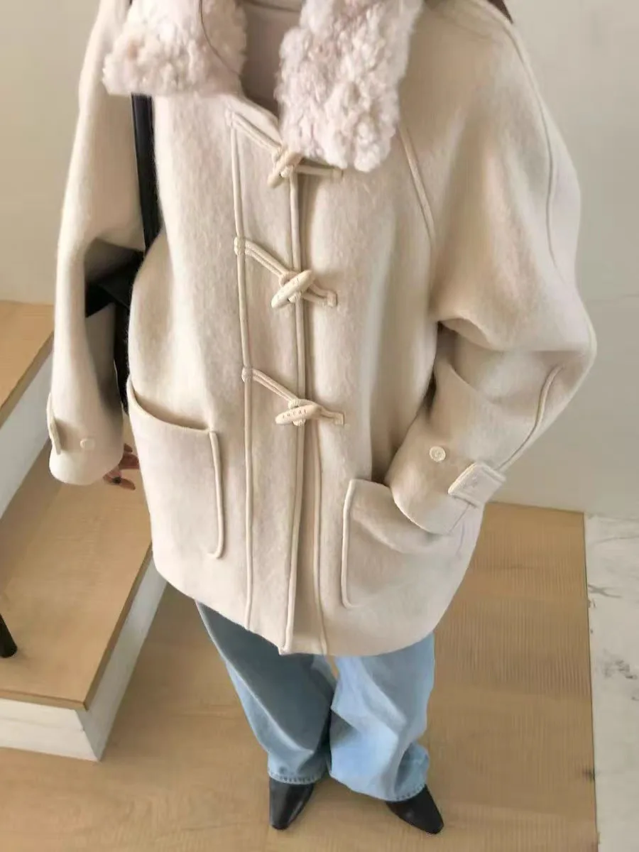 

Зимнее женское шерстяное пальто Jaet в винтажном стиле в консервативном стиле с воротником из искусственного меха на пуговицах от Dongda Gate Area Faionable Oute...