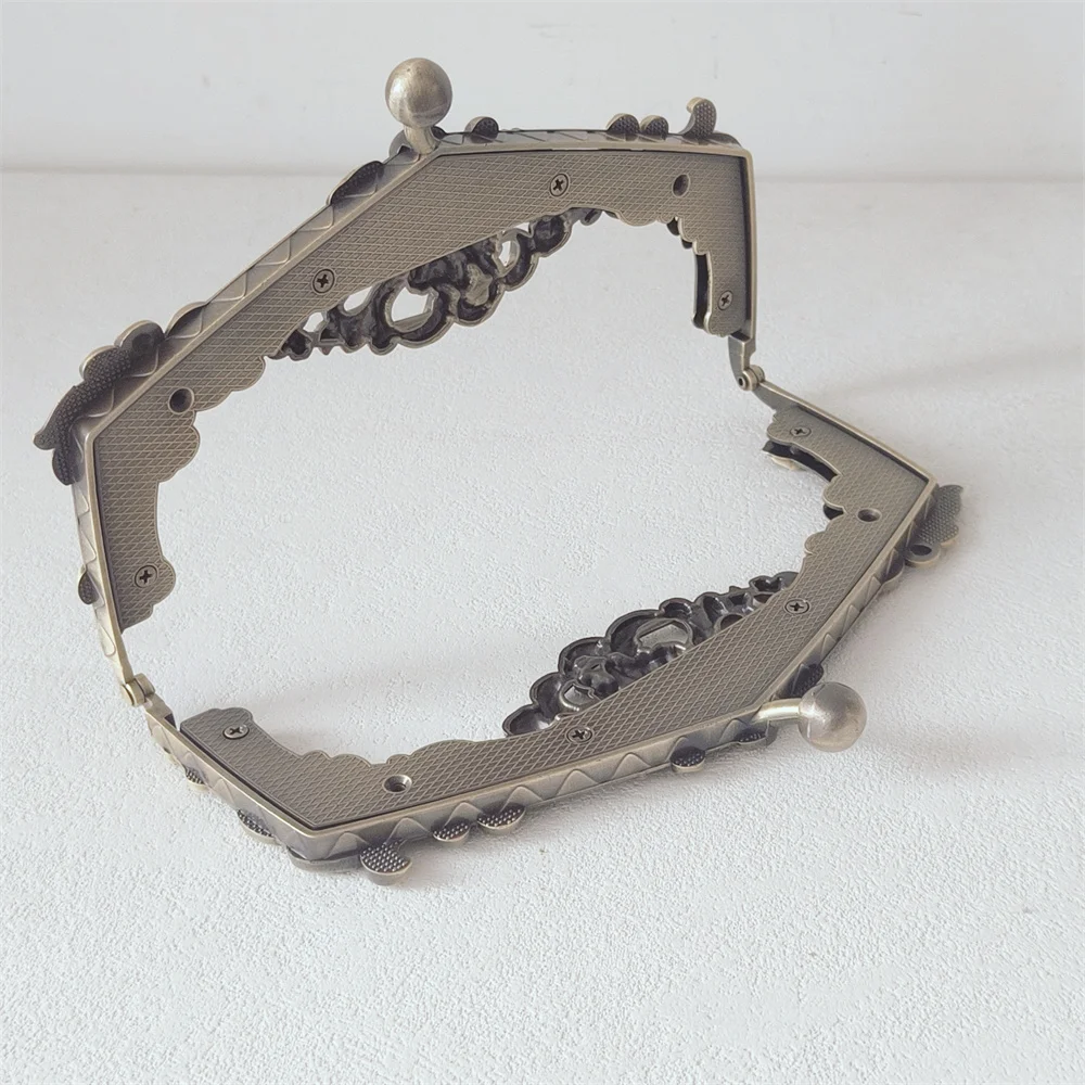 16,5 cm * 8 cm Antyczny mosiądz Stop cynku 1-częściowa metalowa rama Kiss Clasp Lock Obag torebka Making DIY Craft Bag Clutch Coin Purse Frames — zdjęcie 7