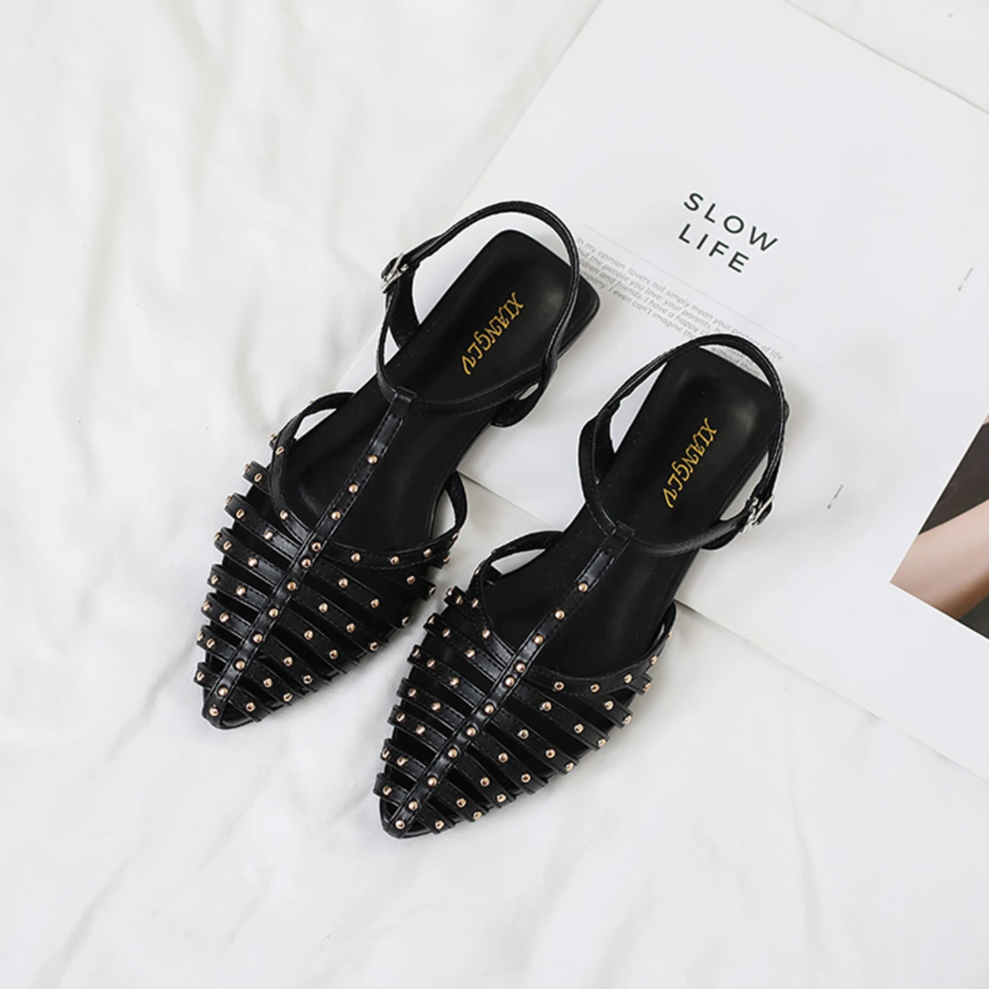 Luxury Brand Designer Low Heeled Sandals Women Gladiator Shoes Summer Pointed Toe Roman Flats Footwear Sandalias big size 42