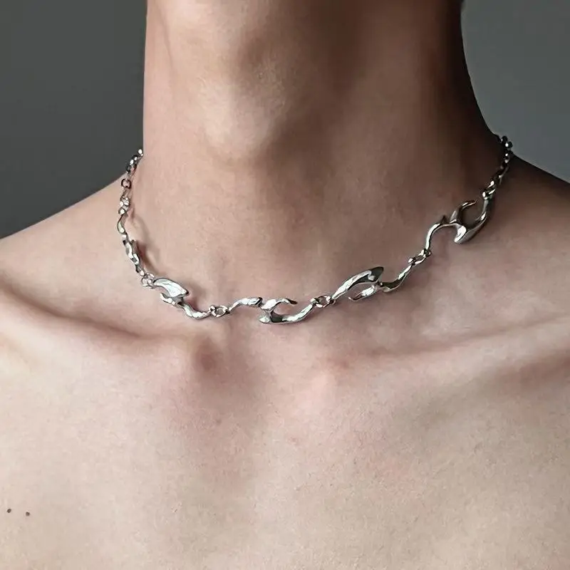 Neue Hip Hop Flamme Form Halsketten Punk Rock Coole Unregelmäßige Halskette Ohrringe für Frauen Unisex Mode 2024 Party Tanzen Schmuck