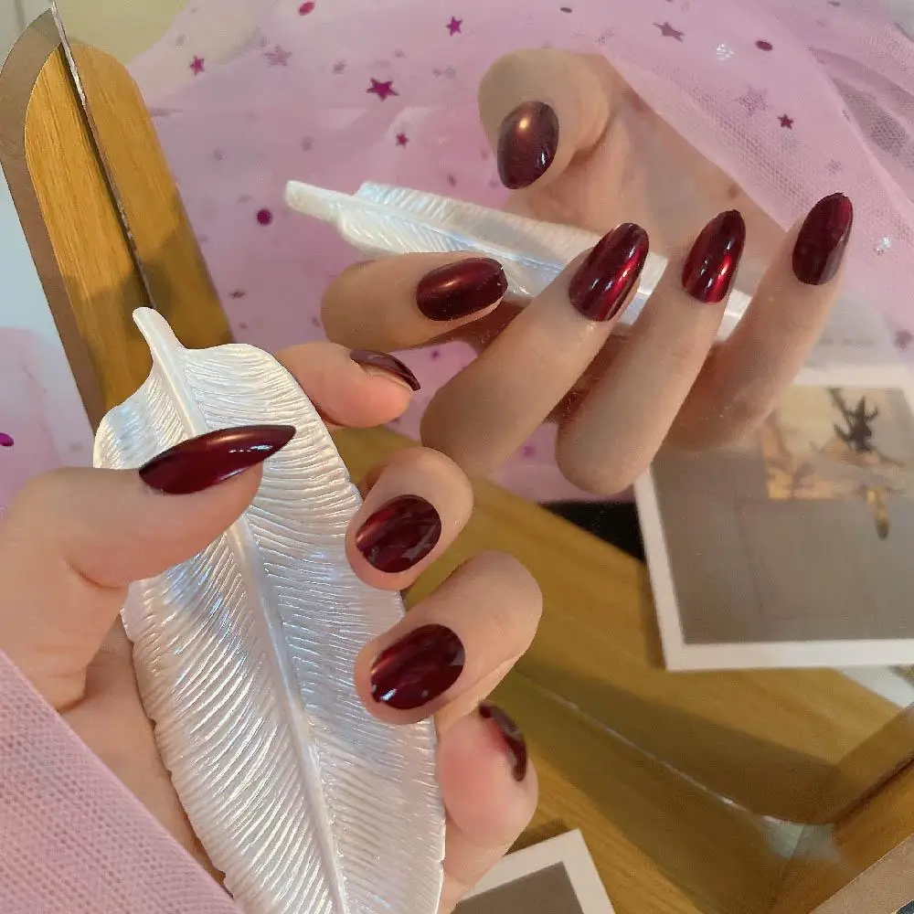 Strumento per l'esposizione del lavoro Oggetti di scena per foto che mostrano scaffali Tabellone per punte per unghie Espositore per smalto gel Espositore per nail art con piume