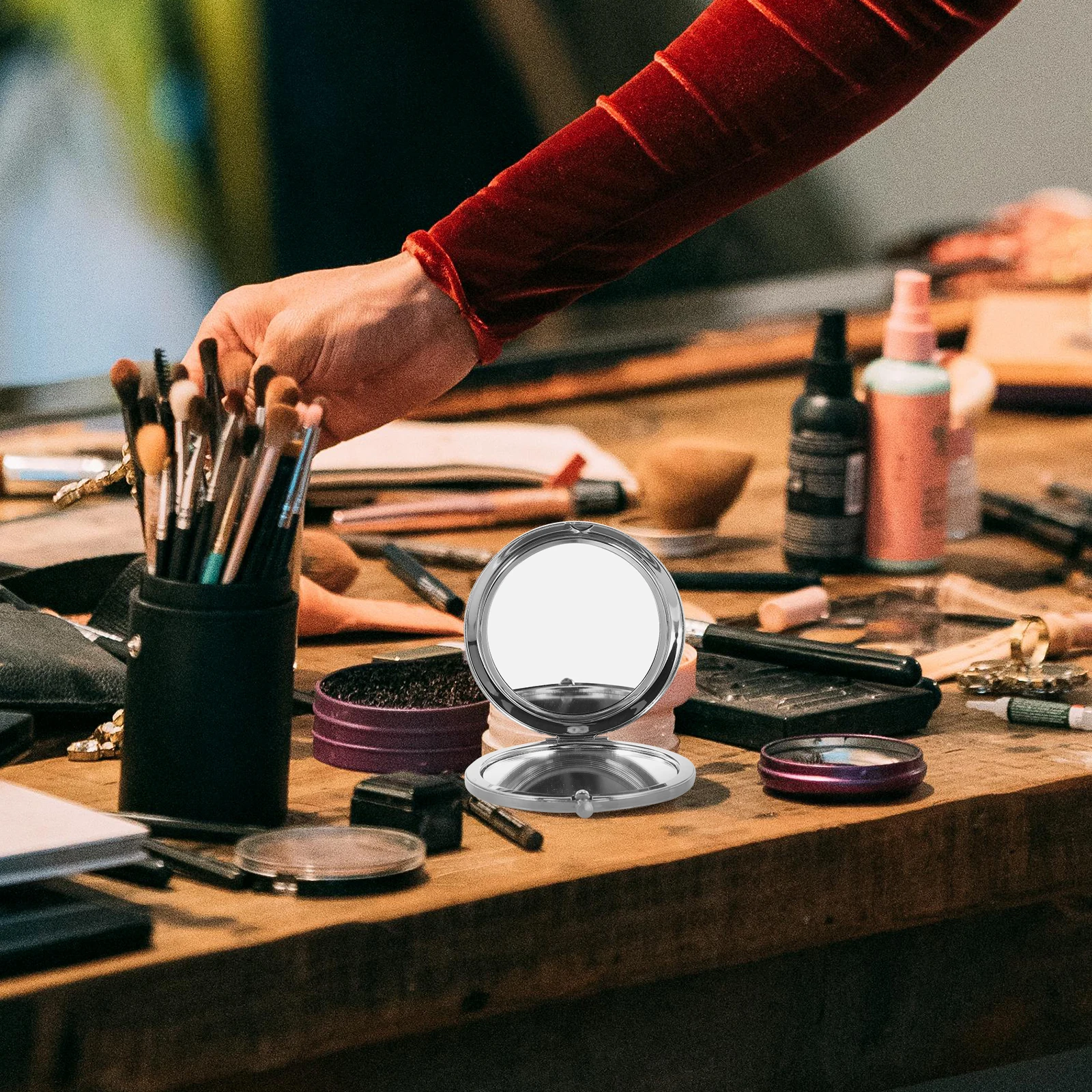 

Cute Compact Small Portable Makeup Mirror For Women Purse Travel Mini Mirror Hd Surface Bride Gift Pocket Mirrors