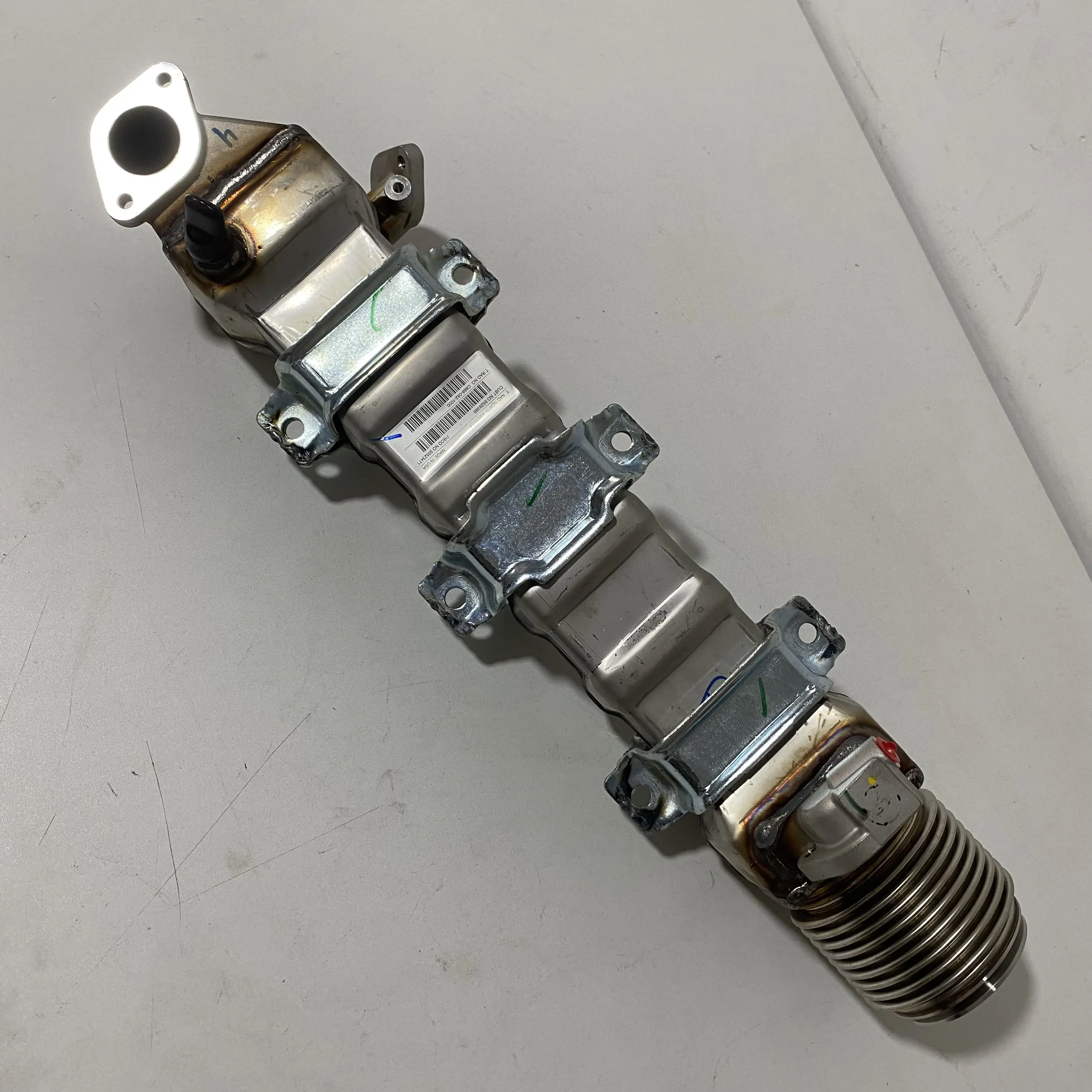 New Original 100% Egr Oil Cooler Assembly 5566887 Line Kit With Original Packaging