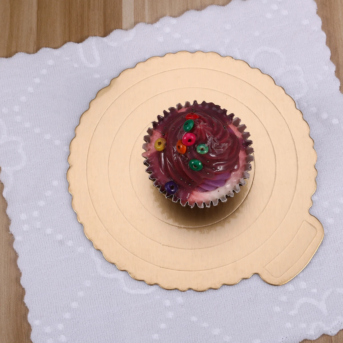 

20pcs Premium Cake Board Round Shape 5.9 Inches Golden Sturdy Dessert Display Base For Party Wedding Home Use Cake Shop