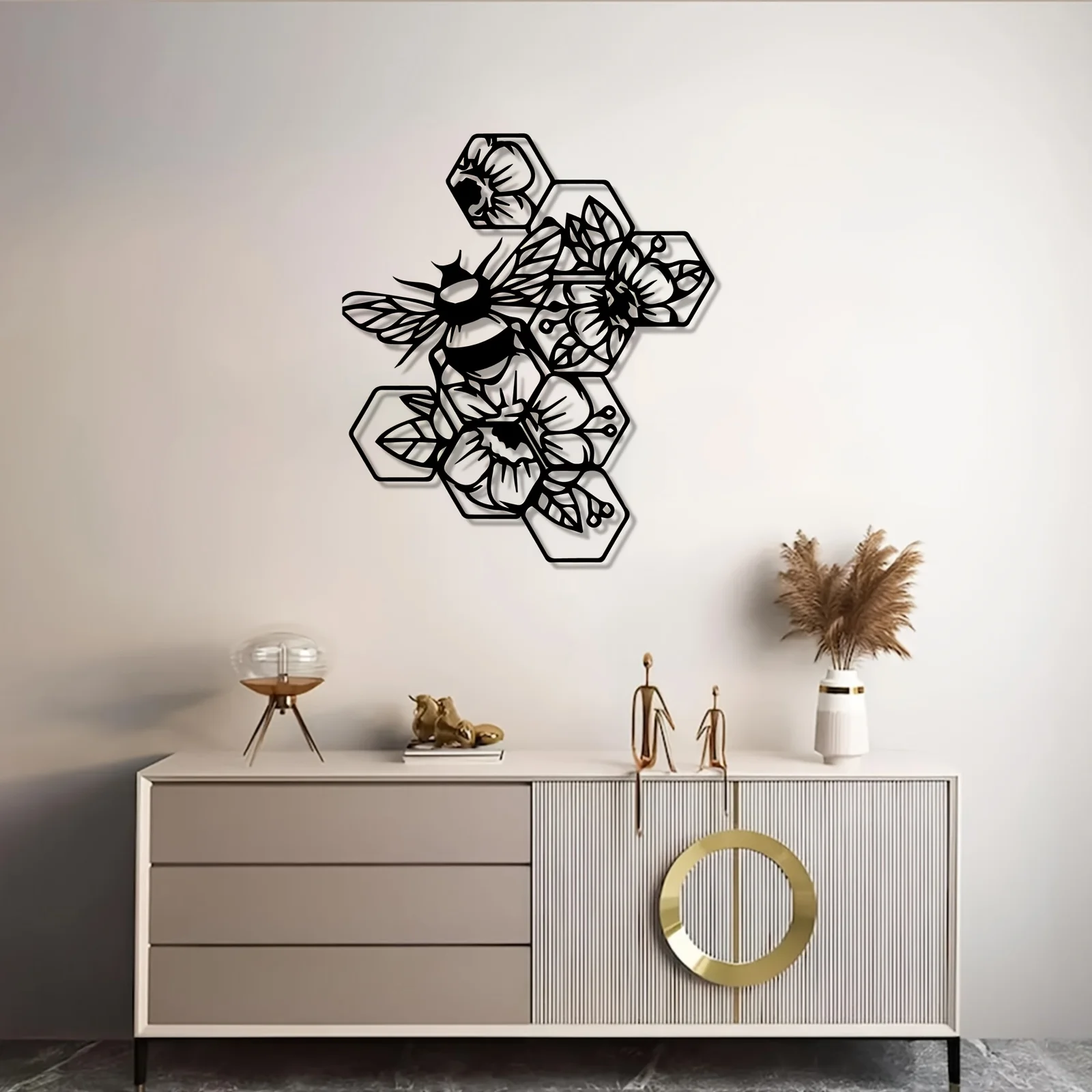 1PC Stylish Bee & Floral Iron Wall Decor, Outdoor Art for Fence Garden, Spring Summer Decoration, Ideal Gift