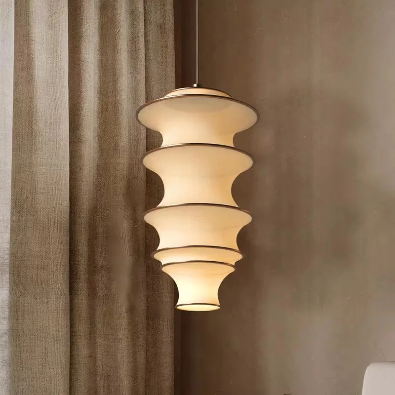 Candelabro de estilo japonés para Loft, lámpara de mesita de noche para apartamento, sala de estar, dormitorio, escalera Cantilever creativa, luz colgante larga