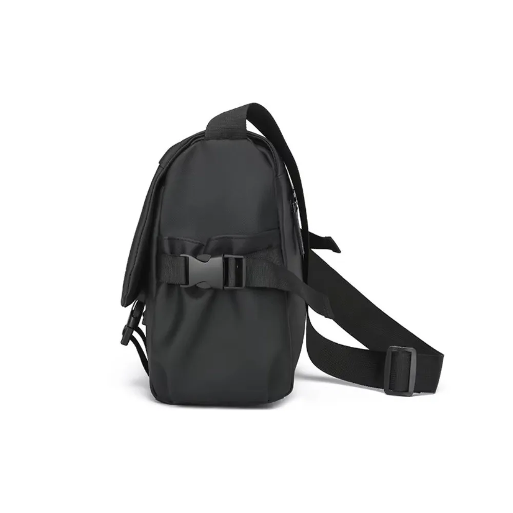 

New Large Capacity Men‘s Shoulder Bag Canvas Waterproof Crossbody Bag Casual A4 Book Document Bag Daily Wear